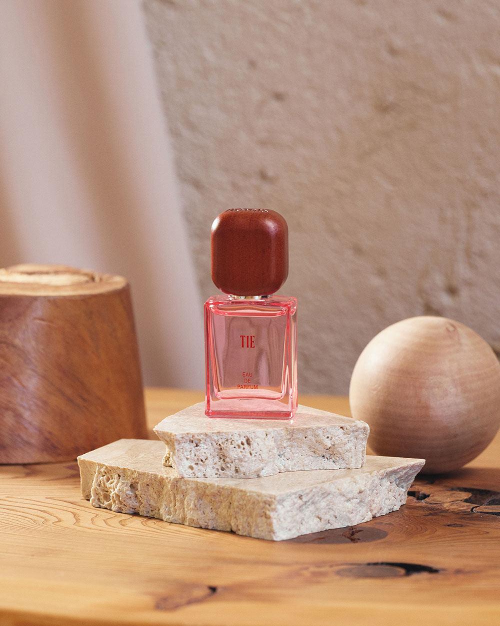 ナワズ オードパルファム タイ