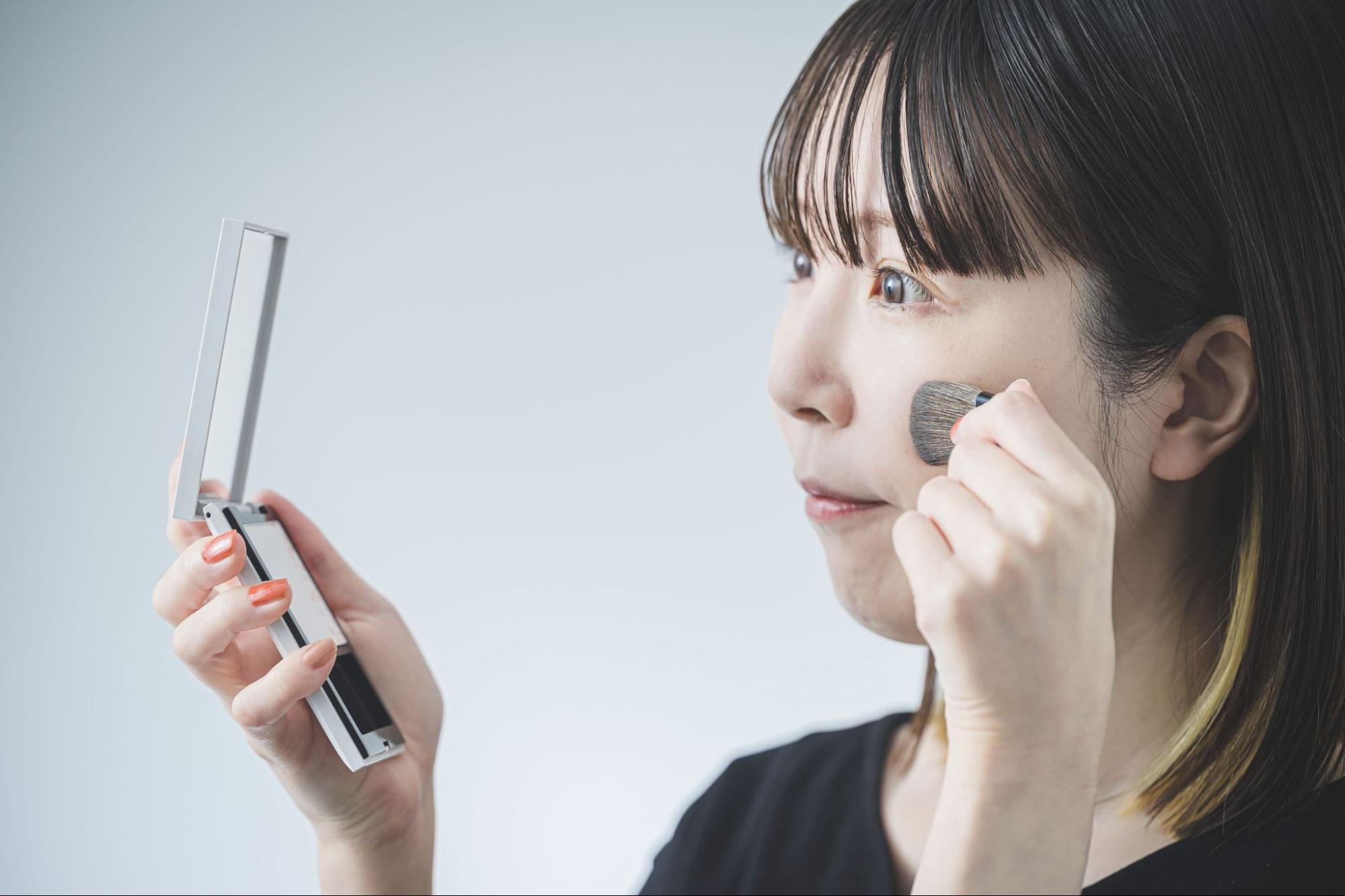 THREE セイクリッドスペース フェイスパウダー